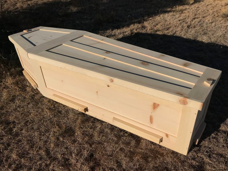 Wooden Toe Pincher Coffin